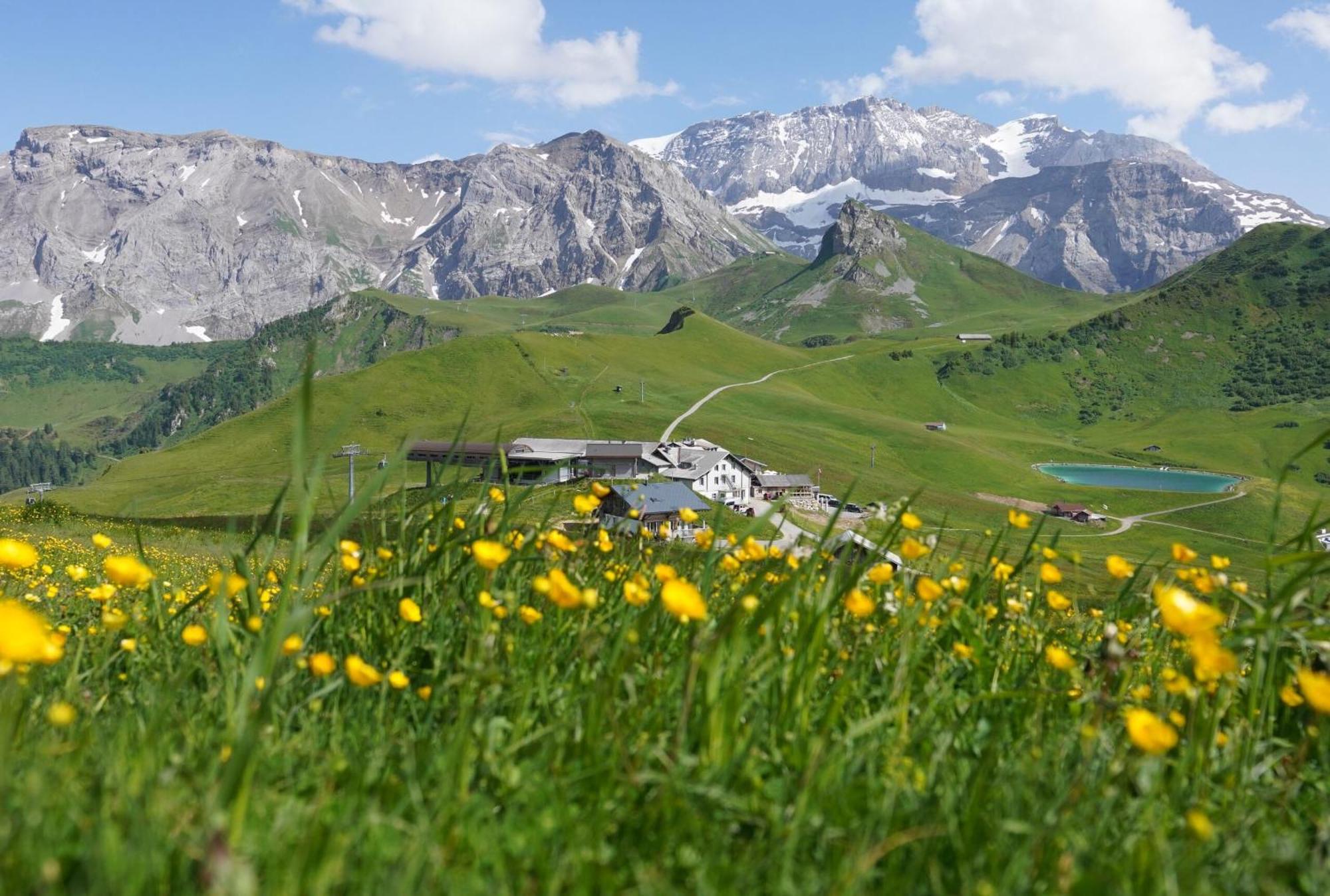 Berghotel Hahnenmoos Adelboden Buitenkant foto